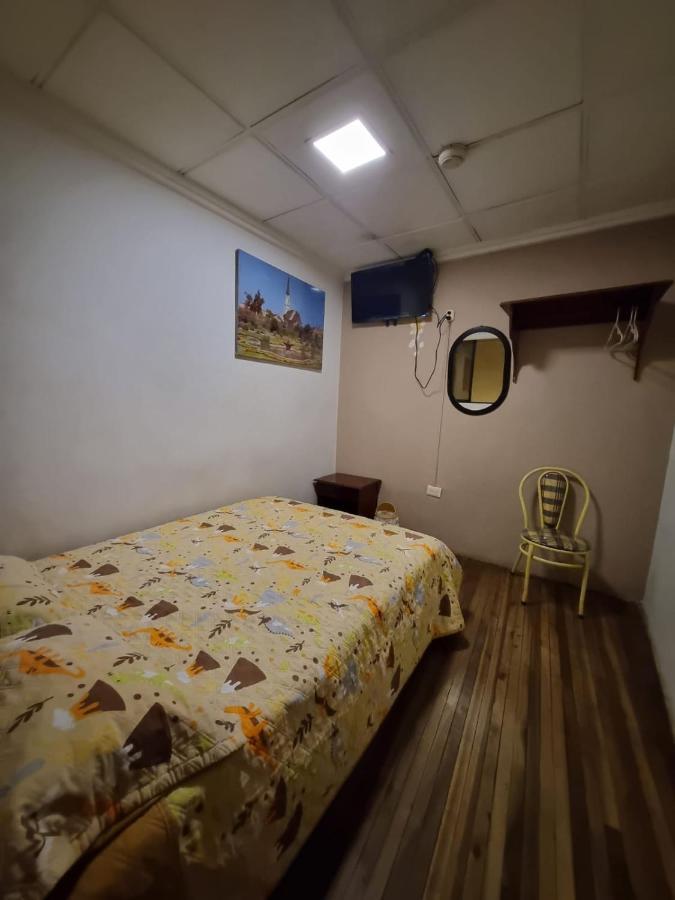 Hostal Alborada Куэнка Экстерьер фото